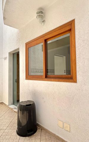 Casa à venda com 270m², 4 quartos e 4 vagas Casa à venda com 270m², 4 quartos e 4 vagasQuintal