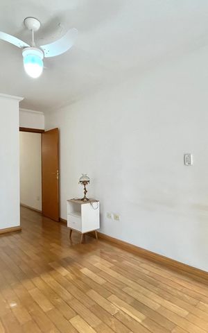 Casa à venda com 270m², 4 quartos e 4 vagas Casa à venda com 270m², 4 quartos e 4 vagasSuite 3