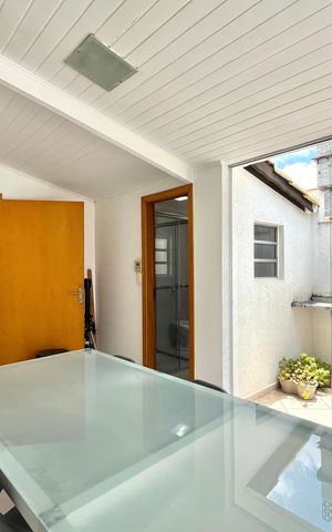 Casa à venda com 270m², 4 quartos e 4 vagas Casa à venda com 270m², 4 quartos e 4 vagasSuite 4