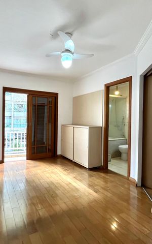 Casa à venda com 270m², 4 quartos e 4 vagas Casa à venda com 270m², 4 quartos e 4 vagasSuite 3