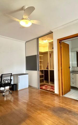 Casa à venda com 270m², 4 quartos e 4 vagas Casa à venda com 270m², 4 quartos e 4 vagasSuite 1