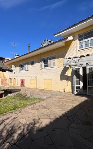 Casa para alugar com 300m², 4 quartos e 2 vagas