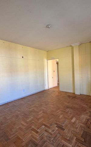 Casa para alugar com 300m², 4 quartos e 2 vagas