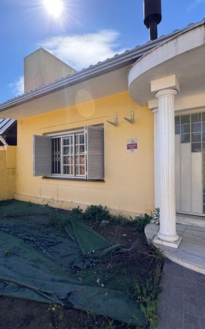 Casa para alugar com 300m², 4 quartos e 2 vagas