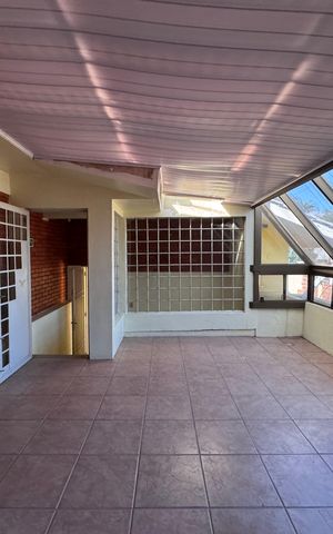 Casa para alugar com 300m², 4 quartos e 2 vagas
