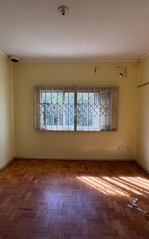 Casa para alugar com 300m², 4 quartos e 2 vagas