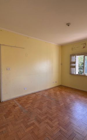 Casa para alugar com 300m², 4 quartos e 2 vagas