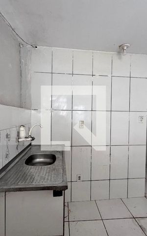Casa à venda com 87m², 3 quartos e sem vaga