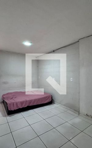 Casa à venda com 87m², 3 quartos e sem vaga