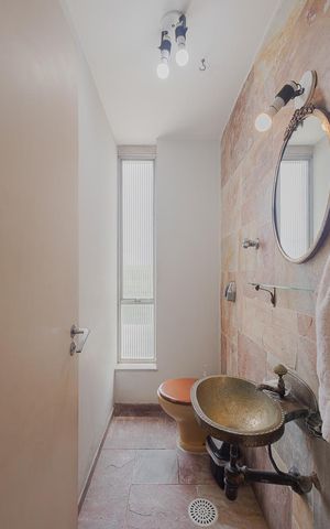 Apartamento à venda com 193m², 4 quartos e 2 vagasLavabo