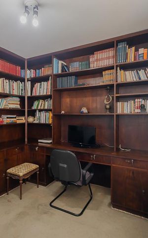 Apartamento à venda com 193m², 4 quartos e 2 vagasQuarto 1
