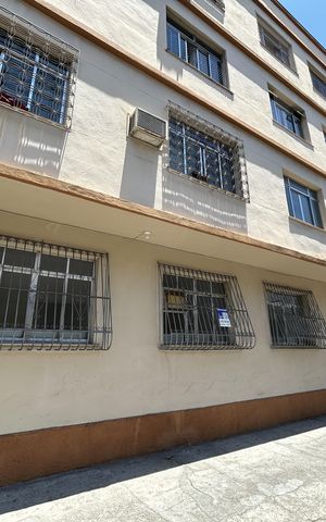 Apartamento à venda com 65m², 2 quartos e 2 vagasFachada + plaquinha
