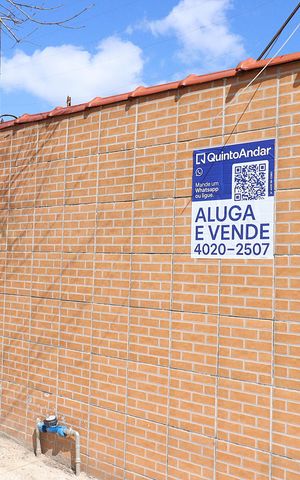 Casa para alugar com 192m², 3 quartos e 8 vagasFachada