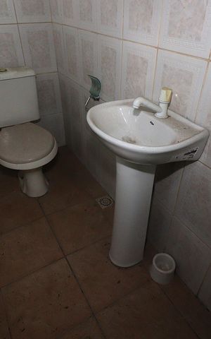 Casa para alugar com 192m², 3 quartos e 8 vagasBanheiro da Área comum