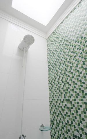 Casa à venda com 261m², 4 quartos e 4 vagasBanheiro 1