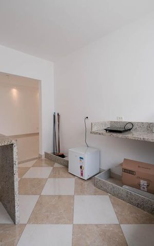 Casa à venda com 261m², 4 quartos e 4 vagasSala/Cozinha