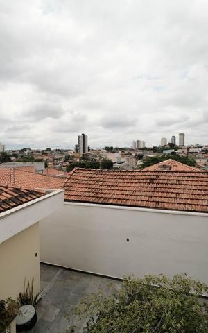 Casa à venda com 261m², 4 quartos e 4 vagasSuíte