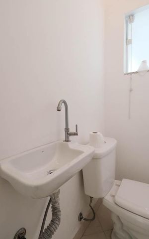 Casa à venda com 261m², 4 quartos e 4 vagasLavabo 1