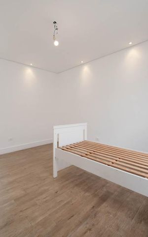 Casa à venda com 261m², 4 quartos e 4 vagasQuarto 2