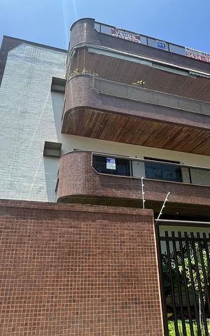Apartamento à venda com 120m², 4 quartos e 3 vagasPlaquinha