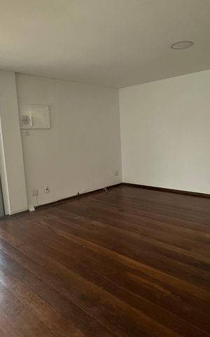 Apartamento à venda com 120m², 4 quartos e 3 vagasSala