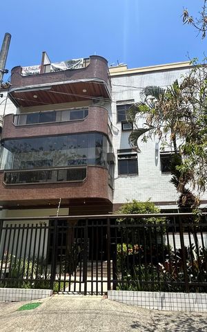 Apartamento à venda com 120m², 4 quartos e 3 vagasFachada