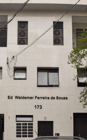 Studio para alugar com 16m², 1 quarto e sem vaga Studio para alugar com 16m², 1 quarto e sem vagaFachada
