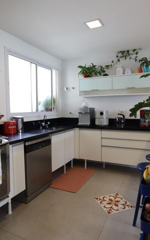 Apartamento à venda com 128m², 3 quartos e 2 vagasCozinha