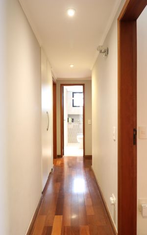 Apartamento à venda com 170m², 4 quartos e 3 vagasCorredor