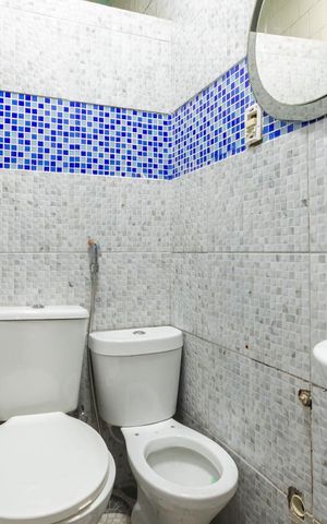 Casa à venda com 200m², 5 quartos e sem vagaBanheiro 1