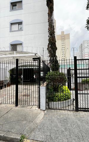 Apartamento para alugar com 67m², 2 quartos e 1 vaga