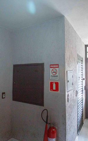 Apartamento à venda com 107m², 2 quartos e 1 vagaHall de entrada