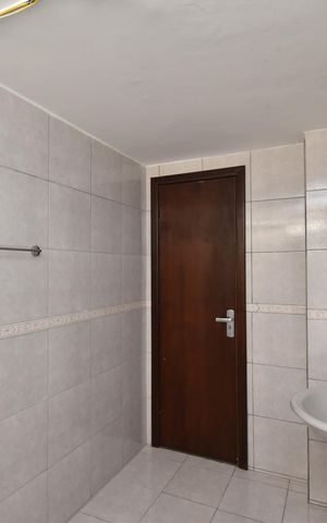 Apartamento à venda com 168m², 4 quartos e 1 vagaBanheiro Social