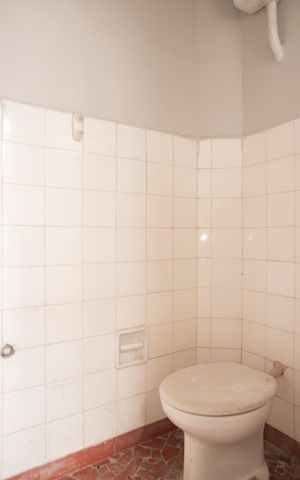 Casa à venda com 183m², 3 quartos e 2 vagasBanheiro de Serviço