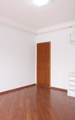 Casa à venda com 227m², 3 quartos e 5 vagas