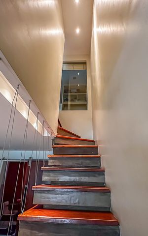 Apartamento à venda com 230m², 2 quartos e 2 vagas Apartamento à venda com 230m², 2 quartos e 2 vagasCorredor