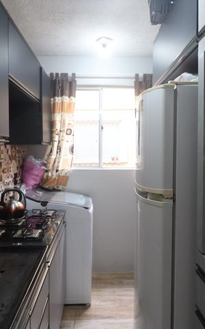 Apartamento à venda com 44m², 2 quartos e 1 vagaCozinha e Área de Serviço