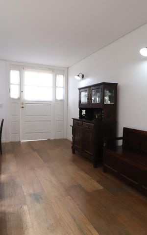 Casa para alugar com 322m², 4 quartos e 4 vagasSala