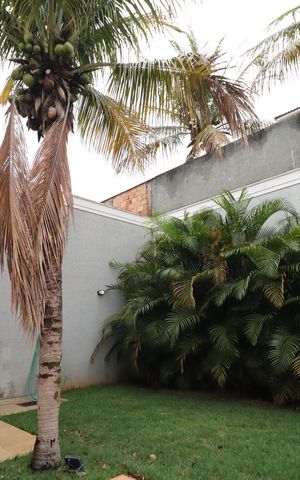 Casa para alugar com 322m², 4 quartos e 4 vagasJardim