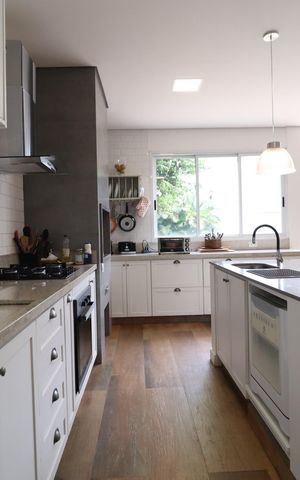 Casa para alugar com 322m², 4 quartos e 4 vagasCozinha