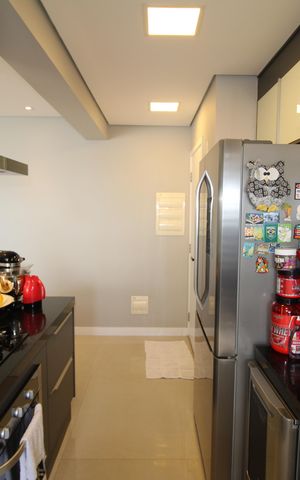 Apartamento à venda com 90m², 3 quartos e 2 vagasSala / Cozinha