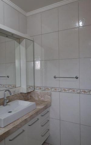 Casa de condomínio à venda com 173m², 3 quartos e 2 vagasBanheiro da Suíte 2