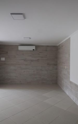 Casa de condomínio à venda com 173m², 3 quartos e 2 vagasÁrea de Serviço