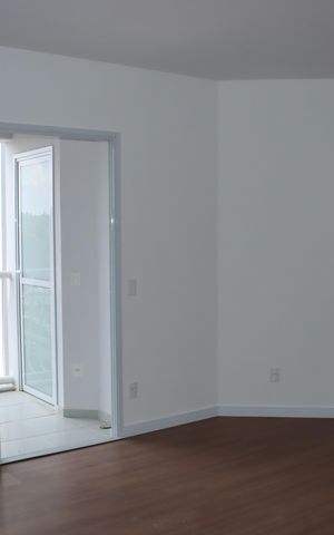 Apartamento para alugar com 65m², 2 quartos e 1 vagaSala