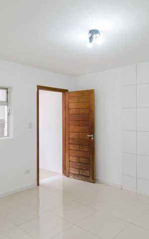 Casa à venda com 220m², 4 quartos e 3 vagas Casa à venda com 220m², 4 quartos e 3 vagasQuarto 2 | Casa 2
