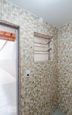 Casa à venda com 220m², 4 quartos e 3 vagas Casa à venda com 220m², 4 quartos e 3 vagasBanheiro de serviço | Casa 2