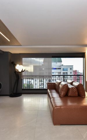 Apartamento à venda com 105m², 2 quartos e 2 vagasSala