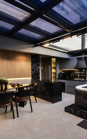 Apartamento à venda com 105m², 2 quartos e 2 vagasCobertura