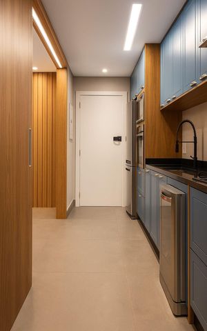 Apartamento para alugar com 134m², 3 quartos e 2 vagas Apartamento para alugar com 134m², 3 quartos e 2 vagasCozinha