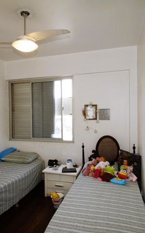 Apartamento à venda com 180m², 4 quartos e 3 vagasQuarto 3